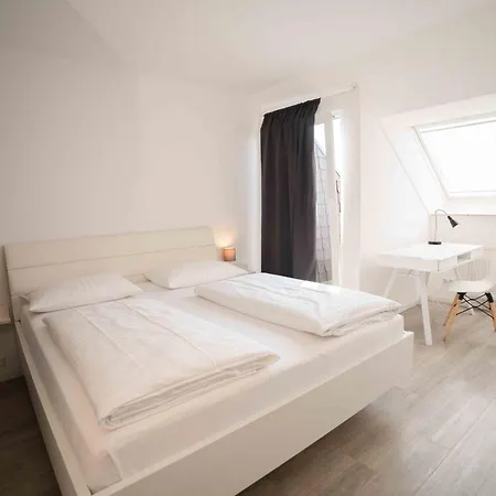 Mados Hotel City Nord